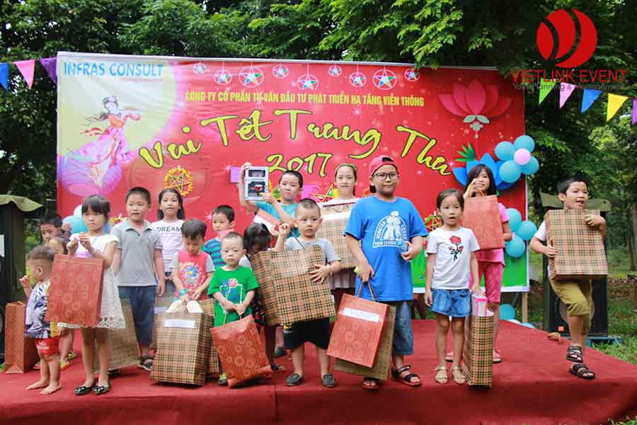 Tổ chức tiệc trung thu dã ngoại