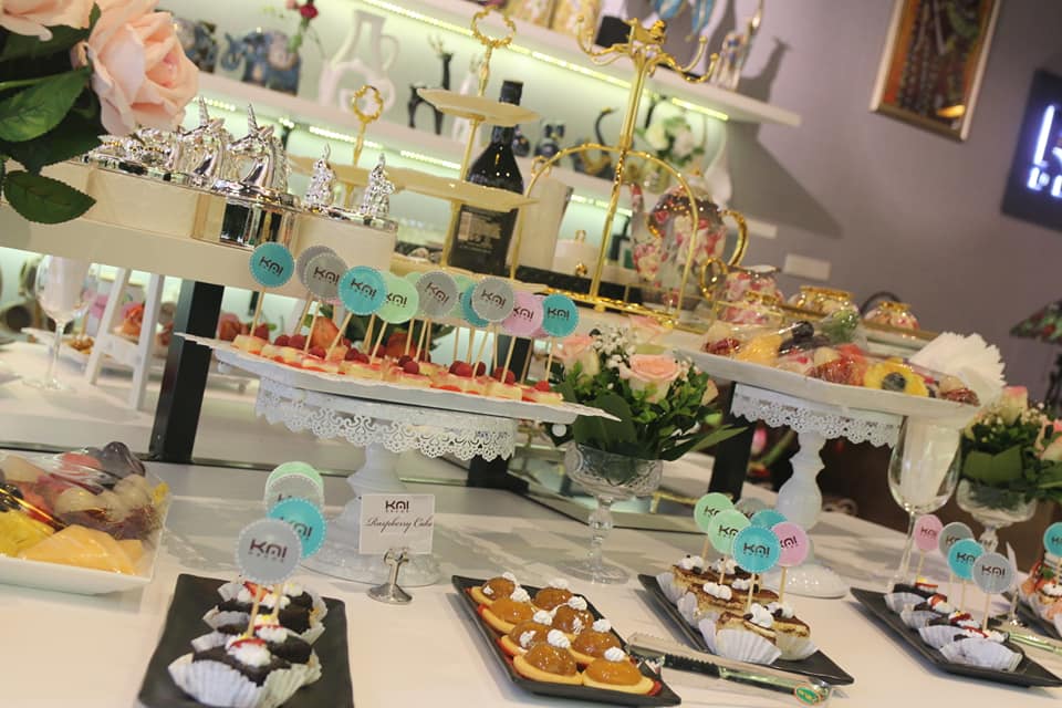 Tổ chức tiệc trà, cafe