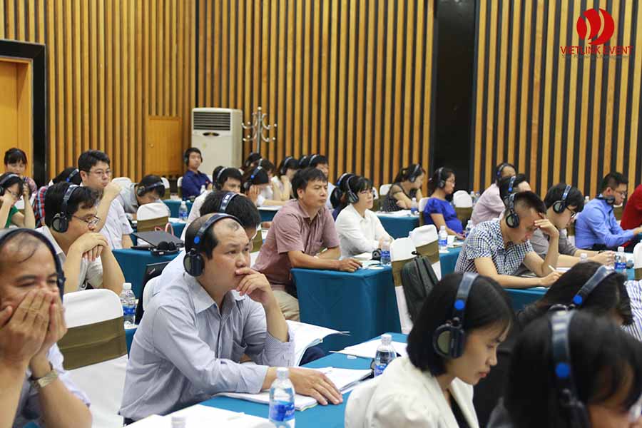 cho thuê thiết bị dịch