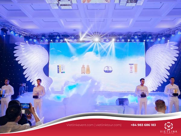 Dịch Vụ Tổ Chức Lễ Ra Mắt Sản Phẩm – Giải Pháp Chuyên Nghiệp Cùng VietLink Event