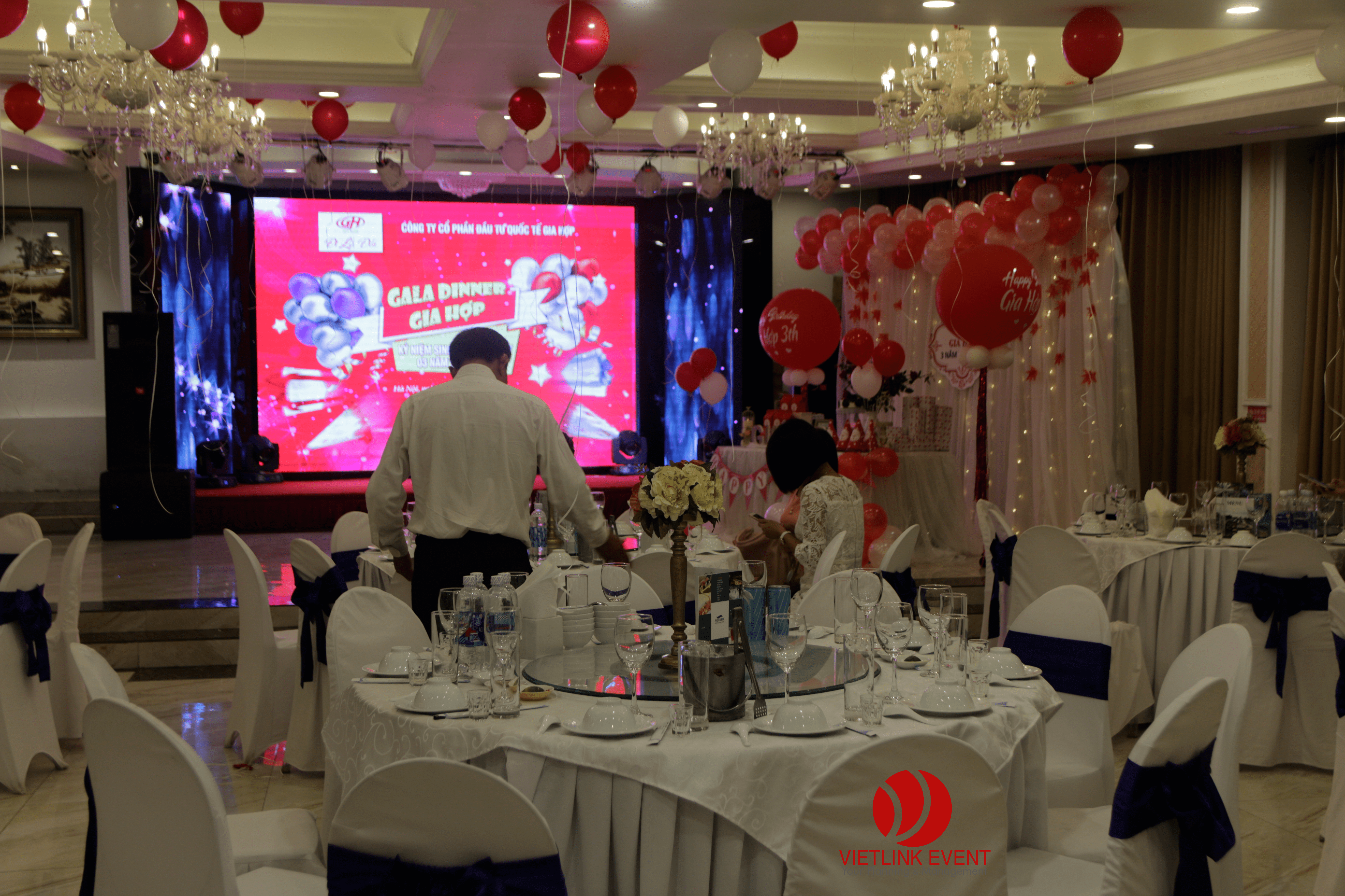 Tổ chức Gala Dinner và sinh nhật cho công ty Gia Hợp
