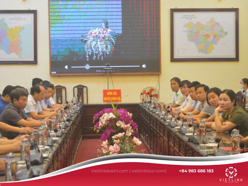 Cho thuê thiết bị hội nghị trực tuyến TP.HCM - Hàng chính hãng