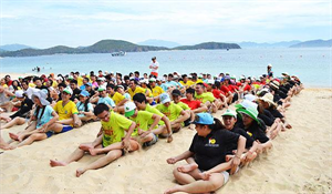 Top 5 Trò chơi TeamBuilding trên biển vui và ý nghĩa nhất