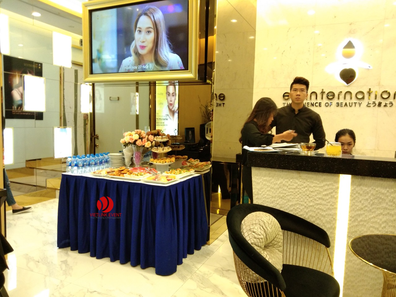Tổ chức tiệc Teabreak Thẩm Mỹ Viện Eri International