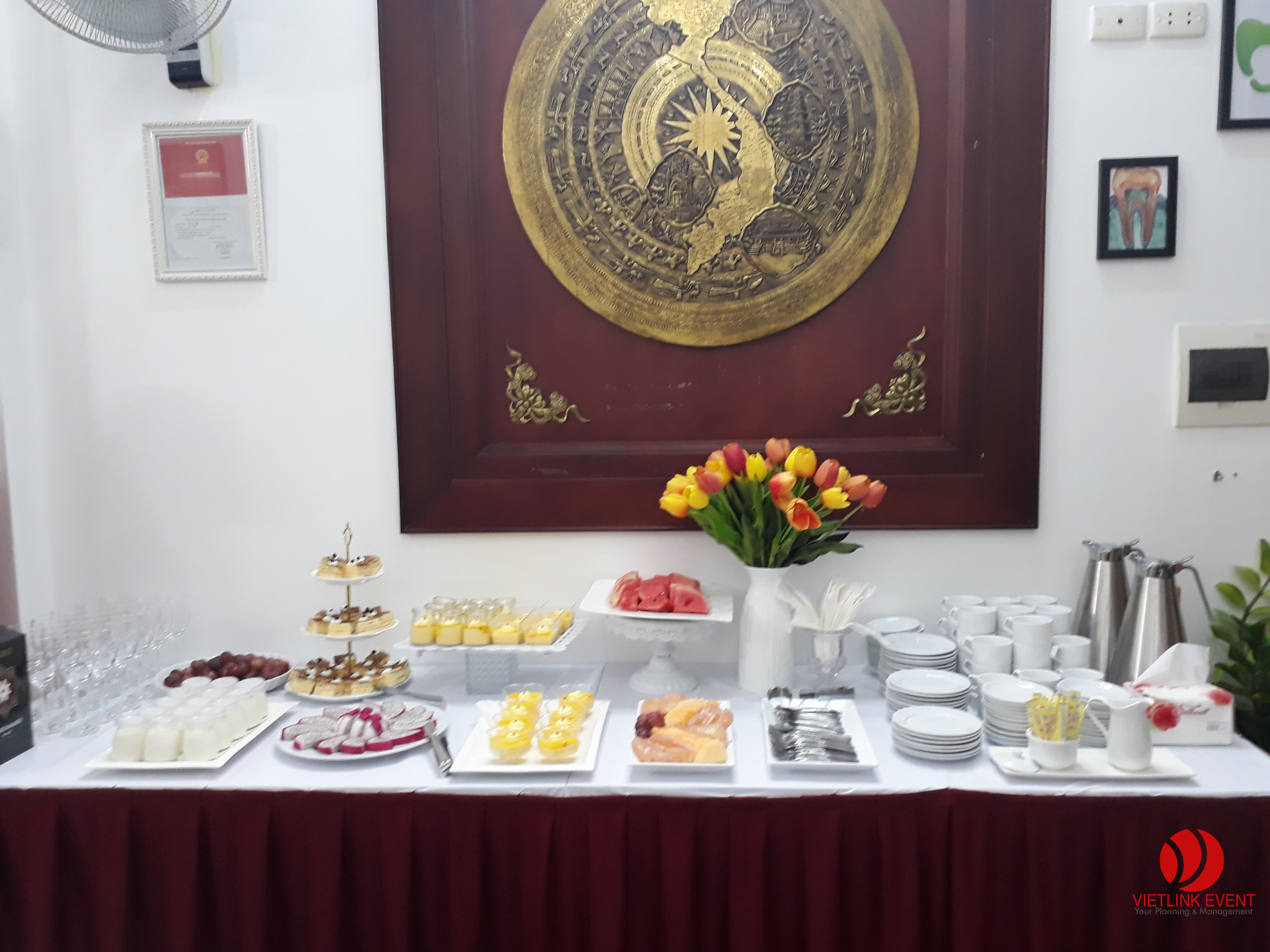 tiệc teabreak khai trương cửa hàng