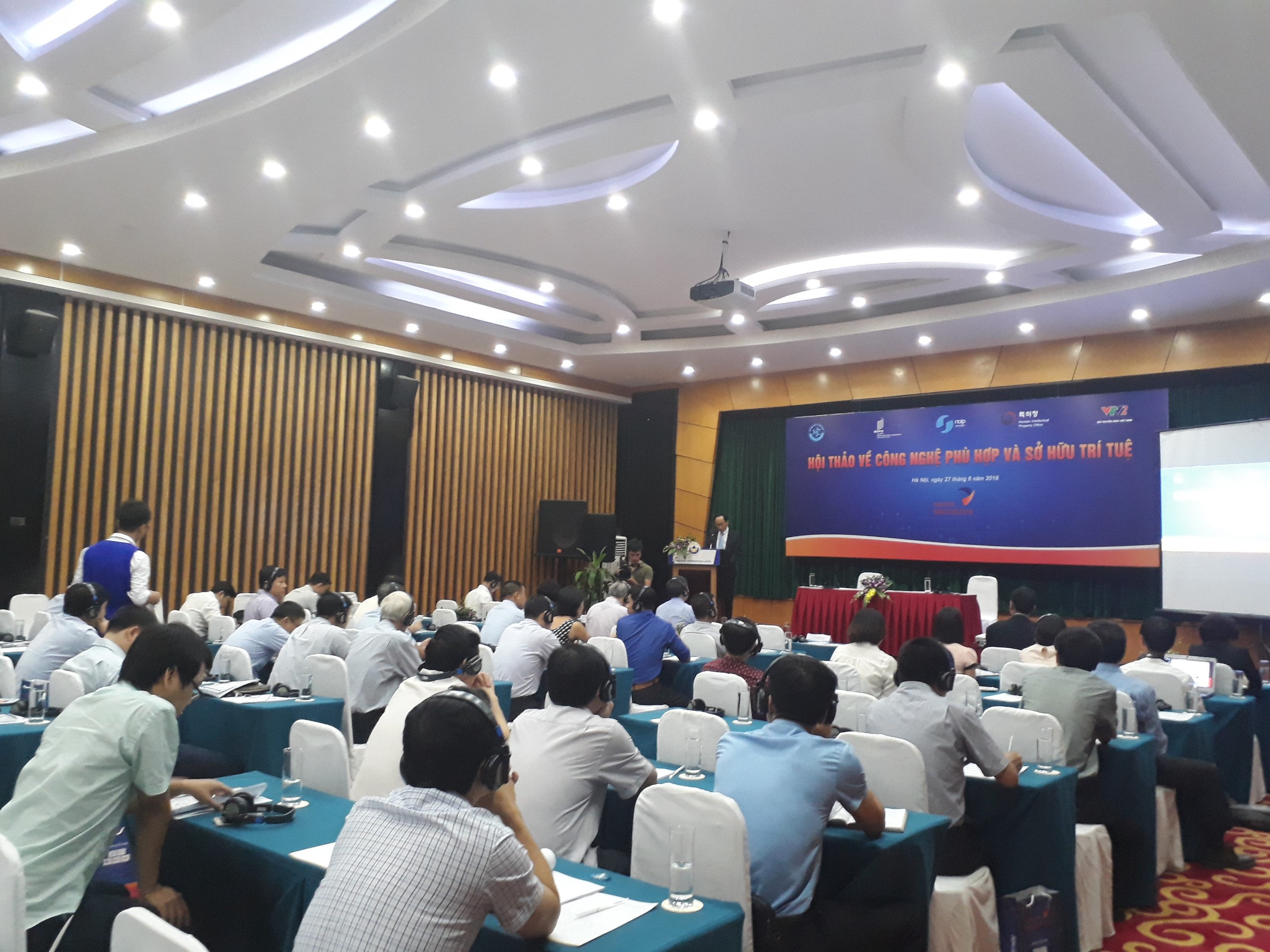 Tổ chức Hội Thảo về công nghệ phù hợp và sở hữu trí tuệ