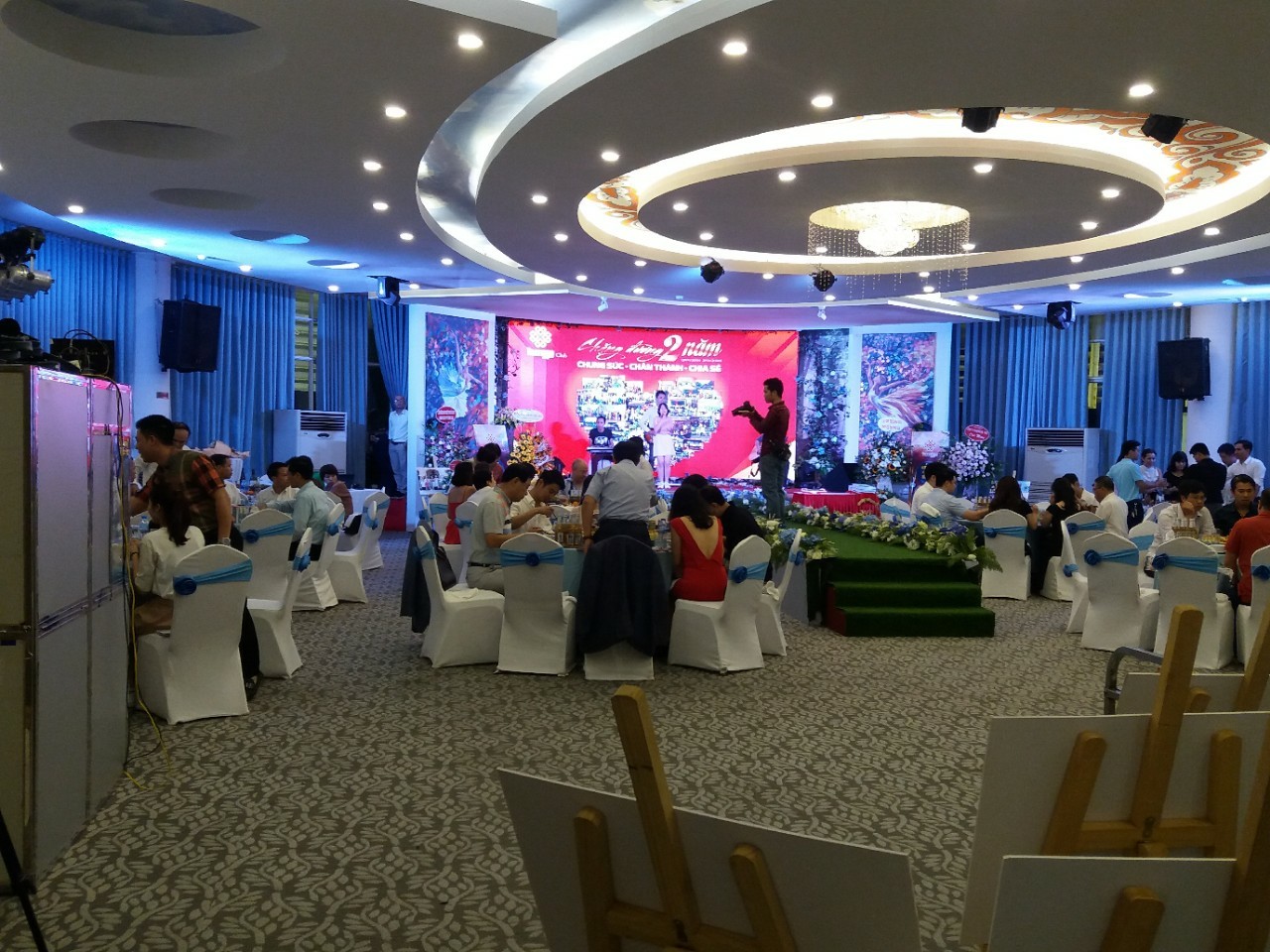 Tổ chức sinh nhật câu lạc bộ Thương Gia Club