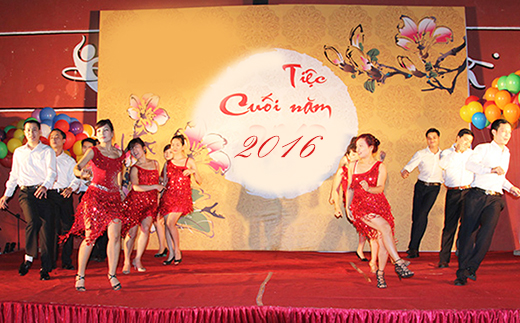 tổ chức tất niên cuối năm công ty