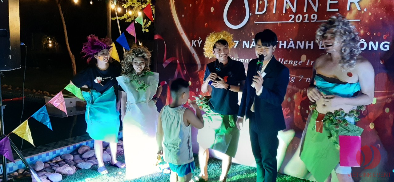Tổ chức Gala Dinner - Kỷ Niệm 7 năm thành lập công ty Elmall