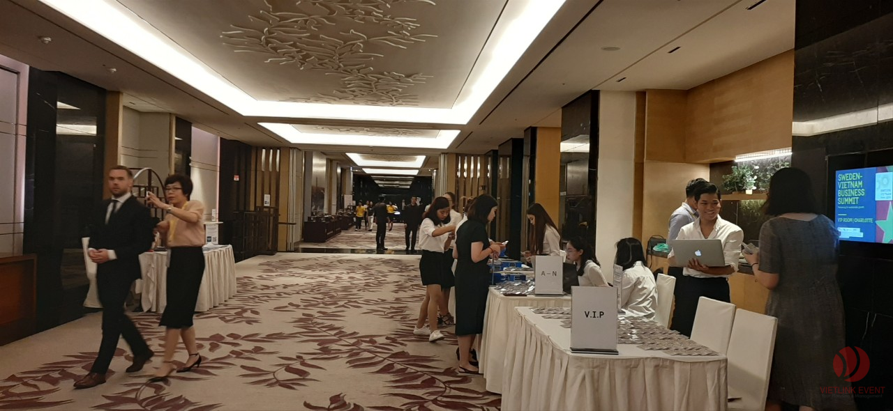Hội nghị kinh doanh Việt Nam – Thụy Điển tại LOTTE Hà Nội